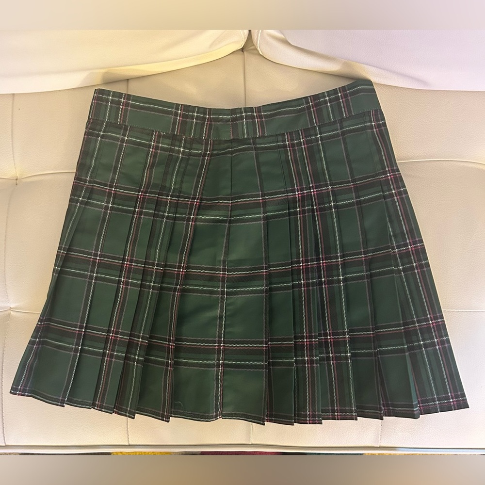 Trendy Green Skirt.